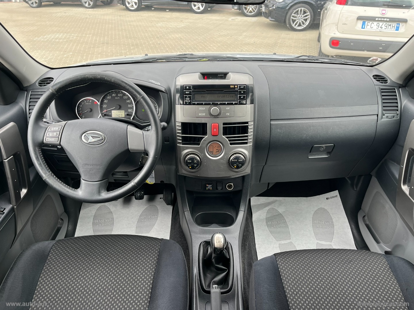 Terios 1.5 4WD Sho Green Powered - immagine 9
