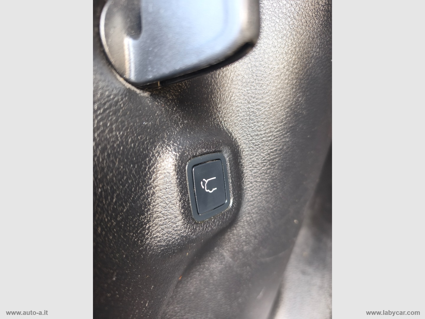 Compass 1.6 Mjt II 2WD Limited - immagine 9