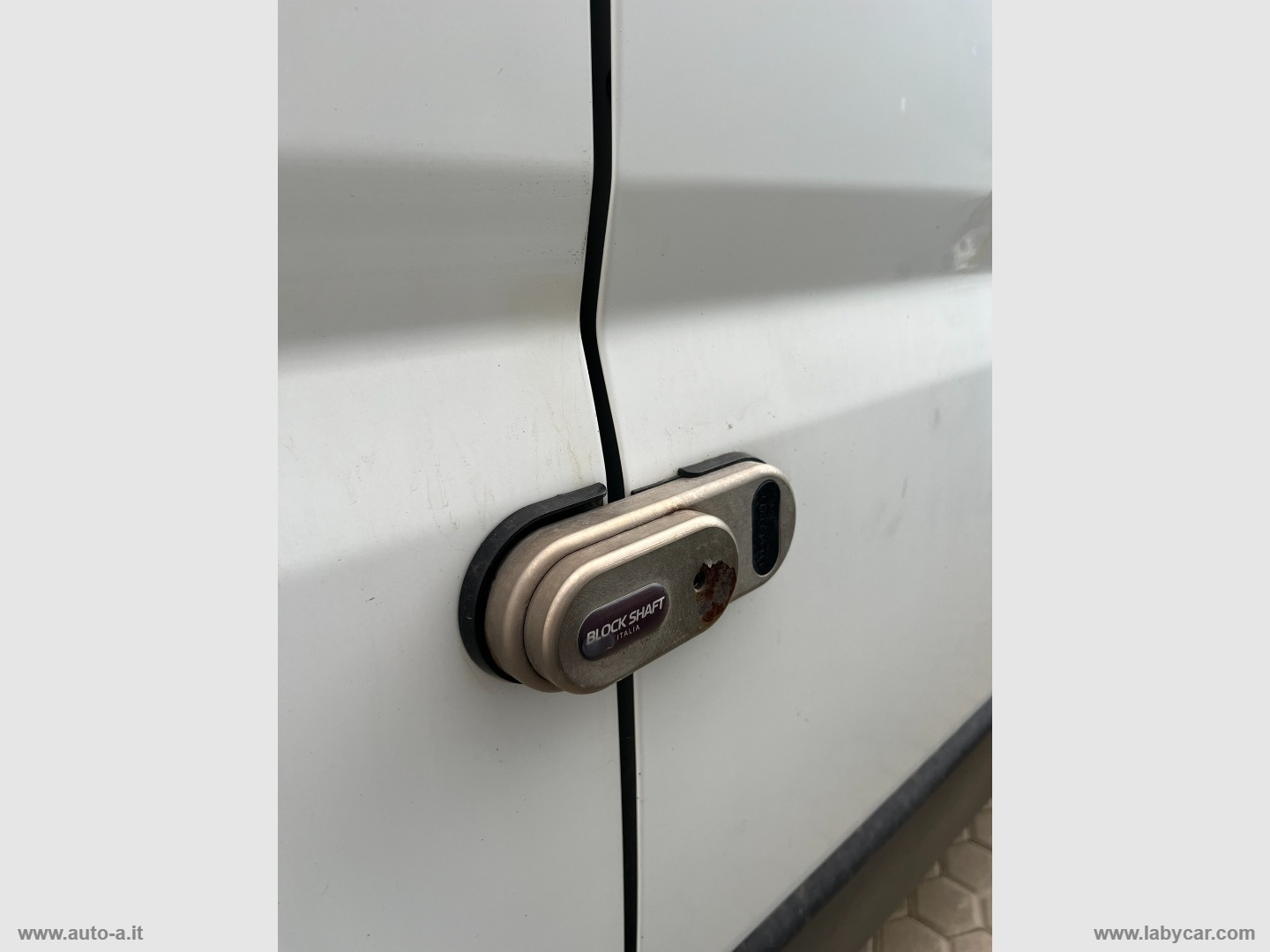 BOXER 2.0 BLUEHDI 160 CV FURGONE TETTO ALTO PASSO LUNGO - immagine 9