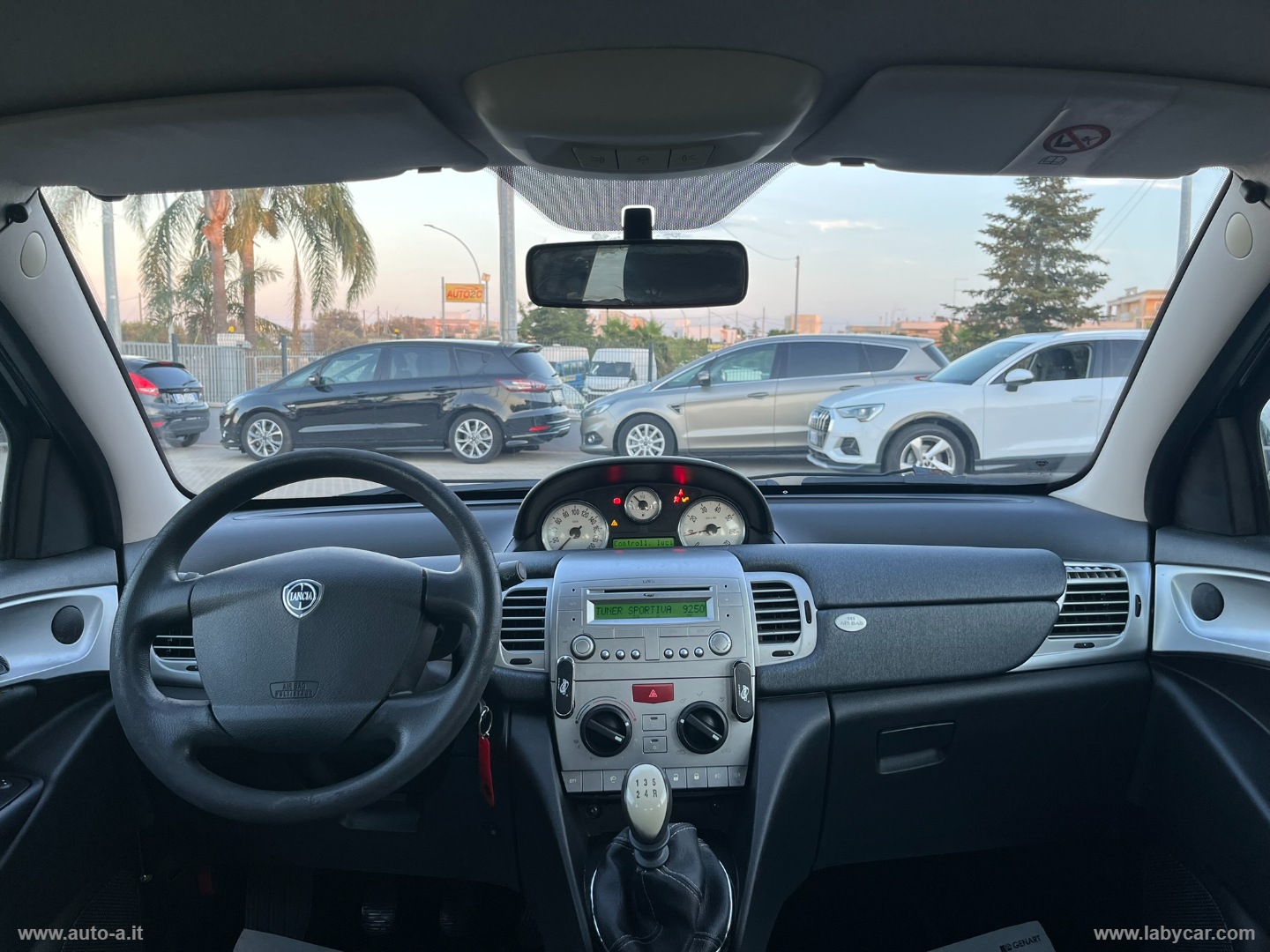 Ypsilon 1.2 69 CV Platinum - immagine 9