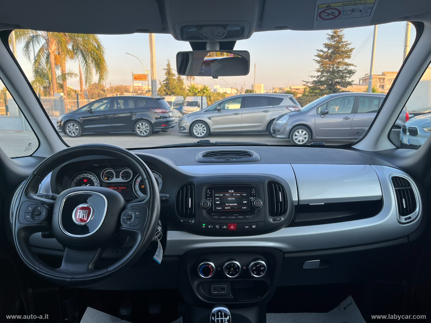 500L 1.4 95 CV Lounge - immagine 9