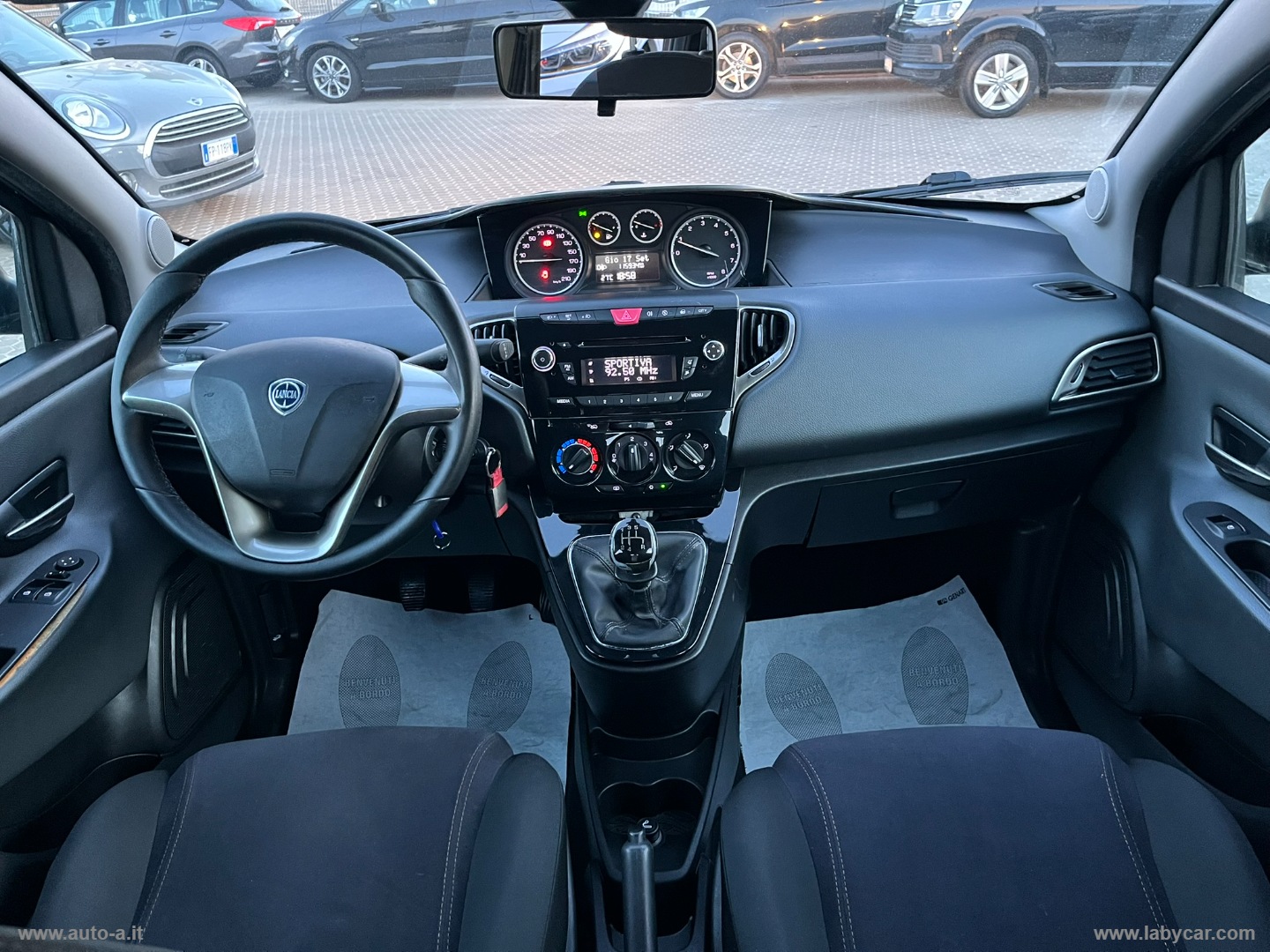 Ypsilon 1.2 69 CV 5p. S&S Silver - immagine 9