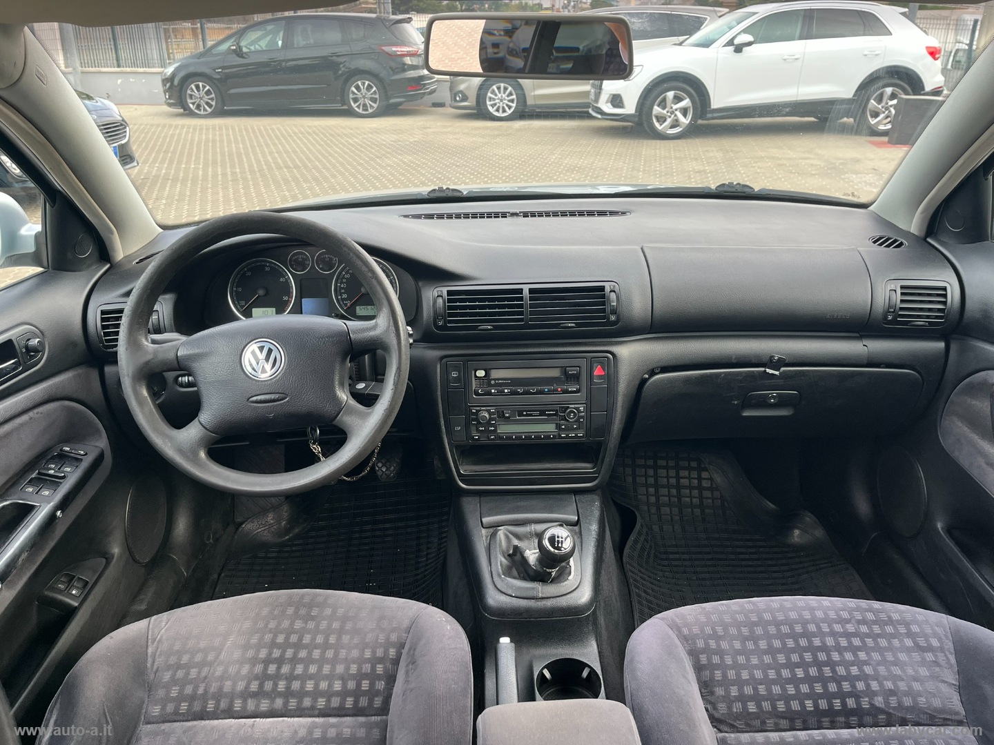 Passat 1.9 TDI 101CV Variant - immagine 9