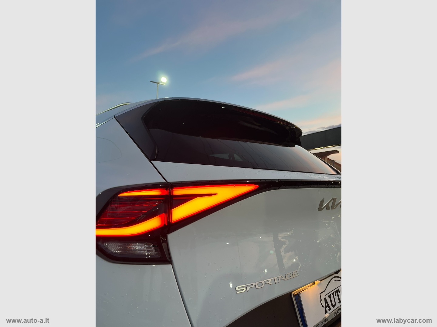Sportage 1.6 CRDi MHEV Style 60.000 KM - immagine 9