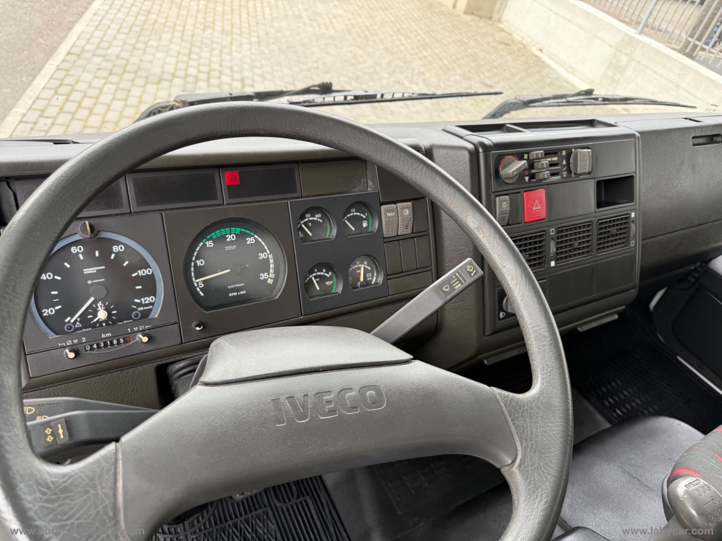 EUROCARGO 100E15 RIBALTABILE RIB A CARRELLO - immagine 9