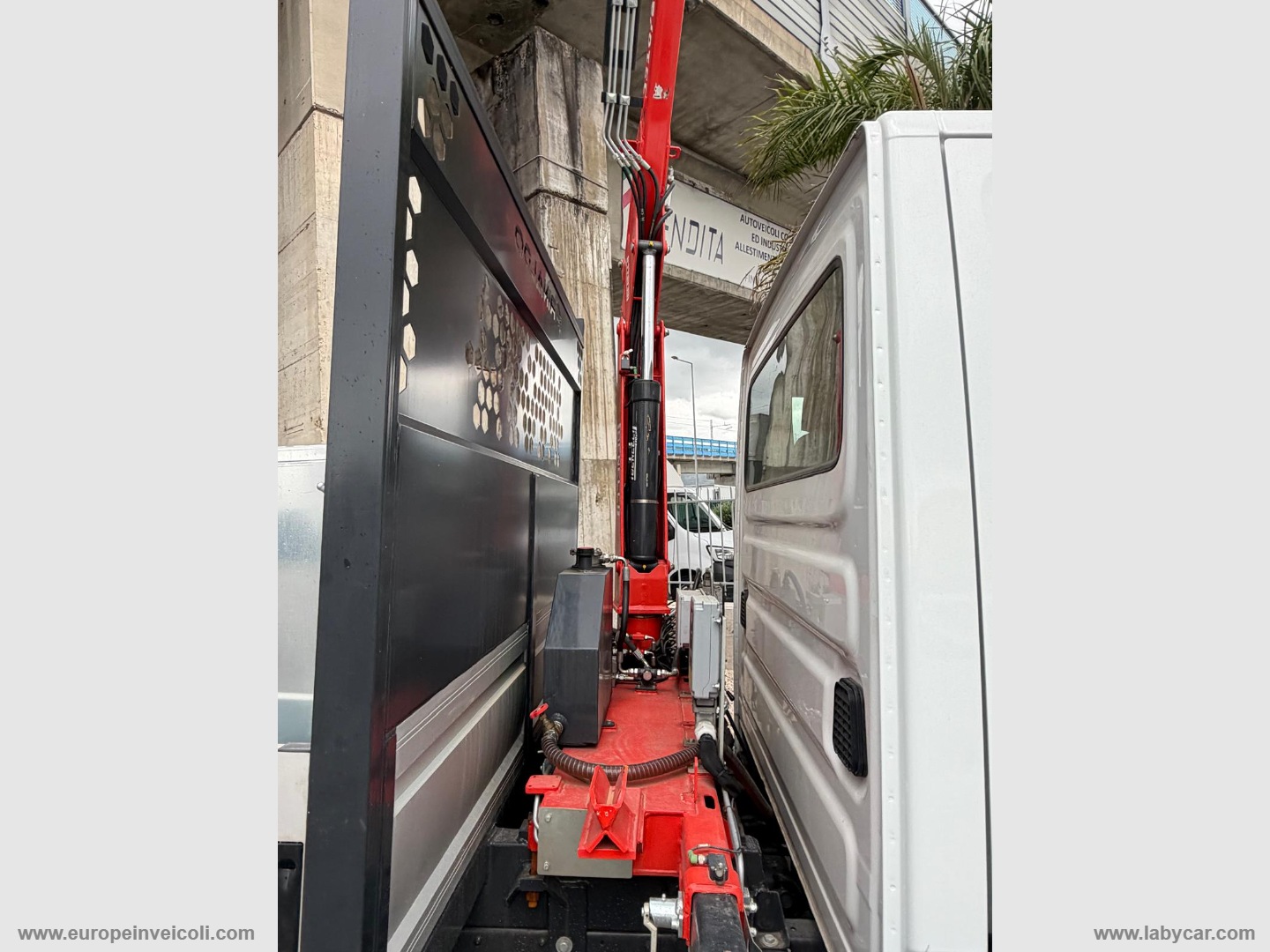 Daily 35C14 BTor 2.3 HPT PL-RG Cab. - immagine 9