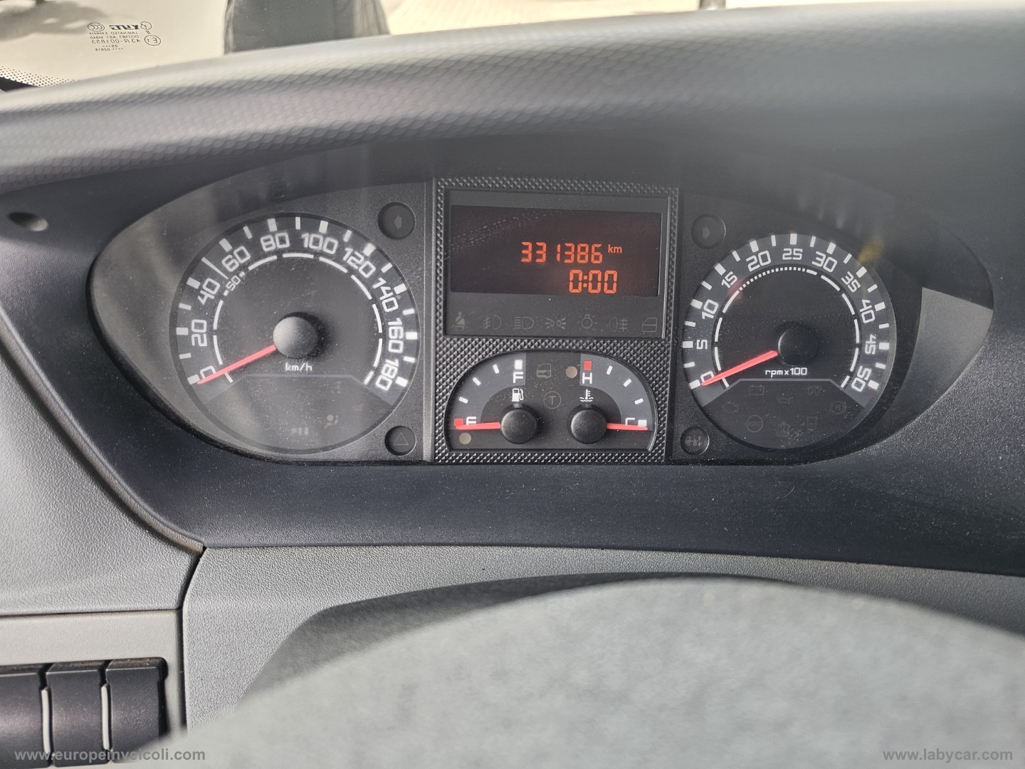 Daily 35C15 3.0 CON CENTINA - immagine 9