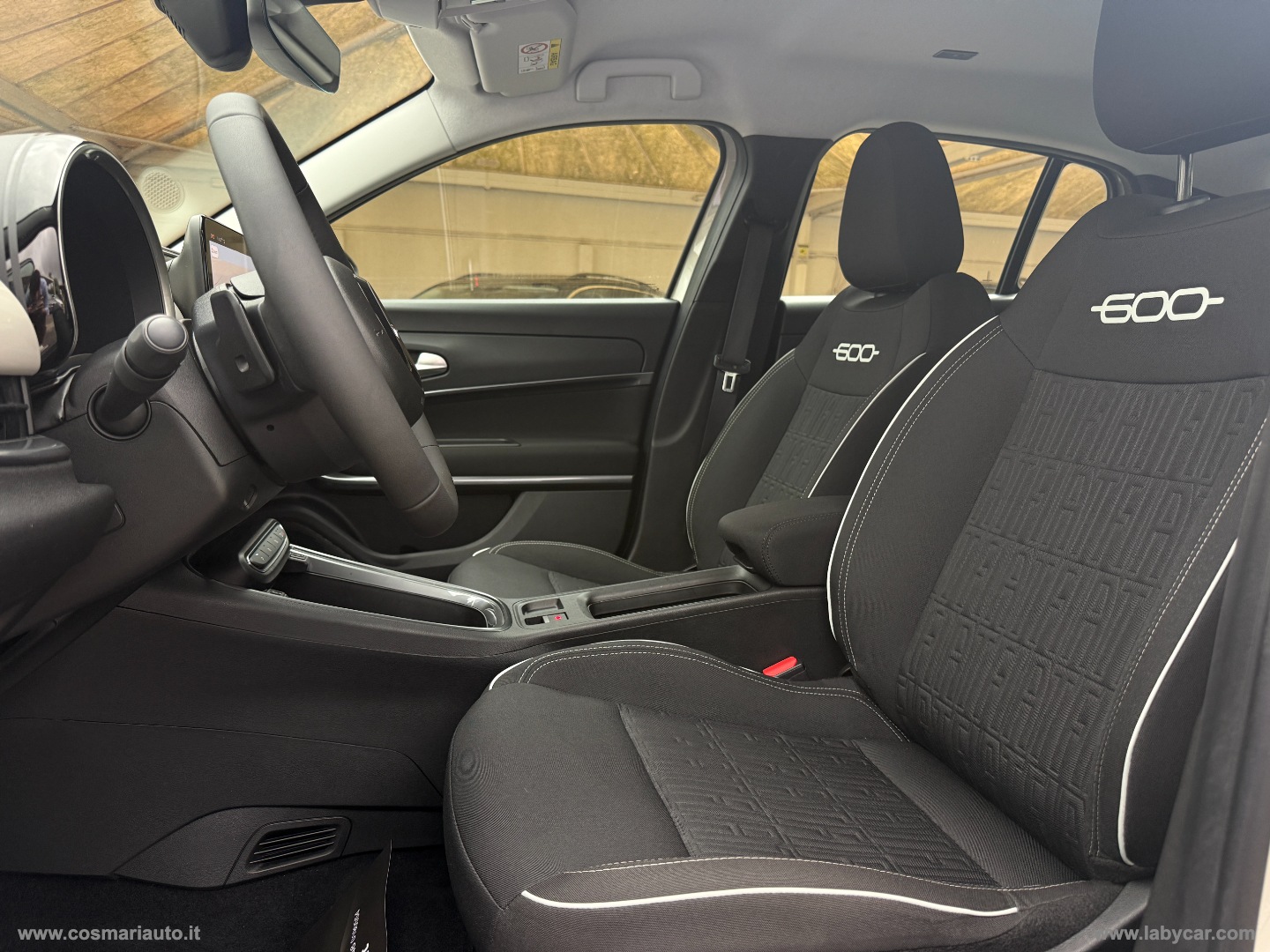 600 Hybrid 145 CV DCT MHEV Pop - immagine 9