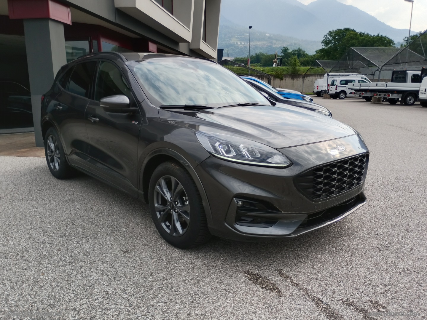 Kuga 2.0 EcoBlue 120 CV aut. 2WD ST-Line - immagine 9