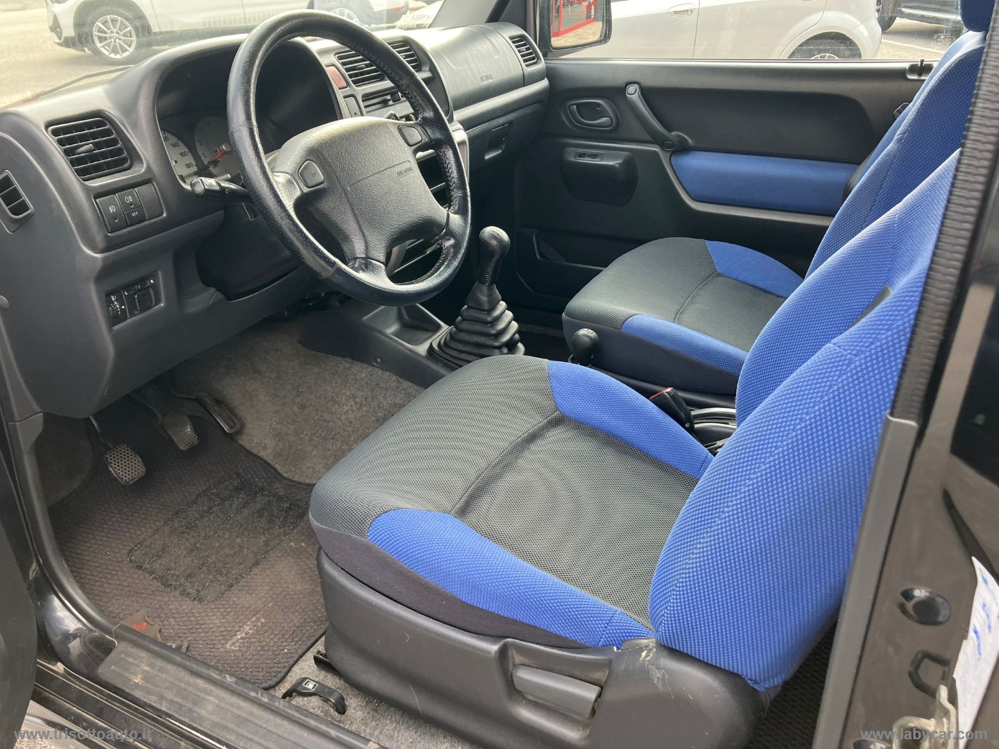 Jimny 1.3 4WD JLX GANCIO TRAINO - immagine 9