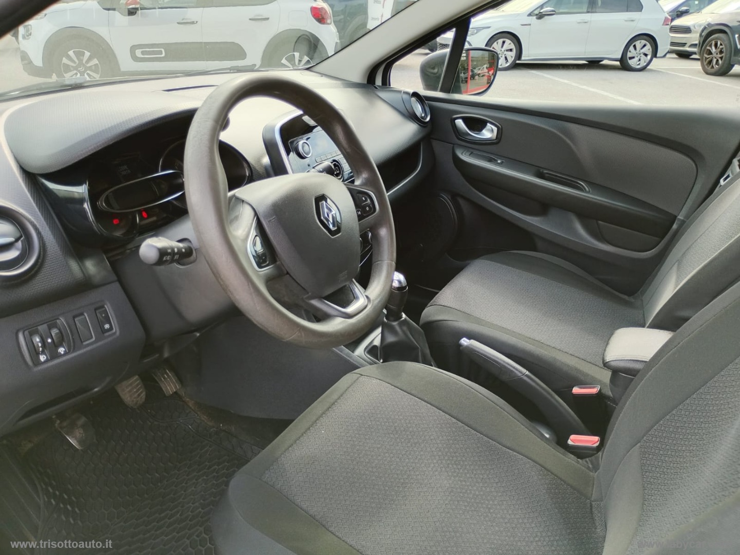 Clio 1.5 dCi 8V 90CV S&S 5p. Van - immagine 9