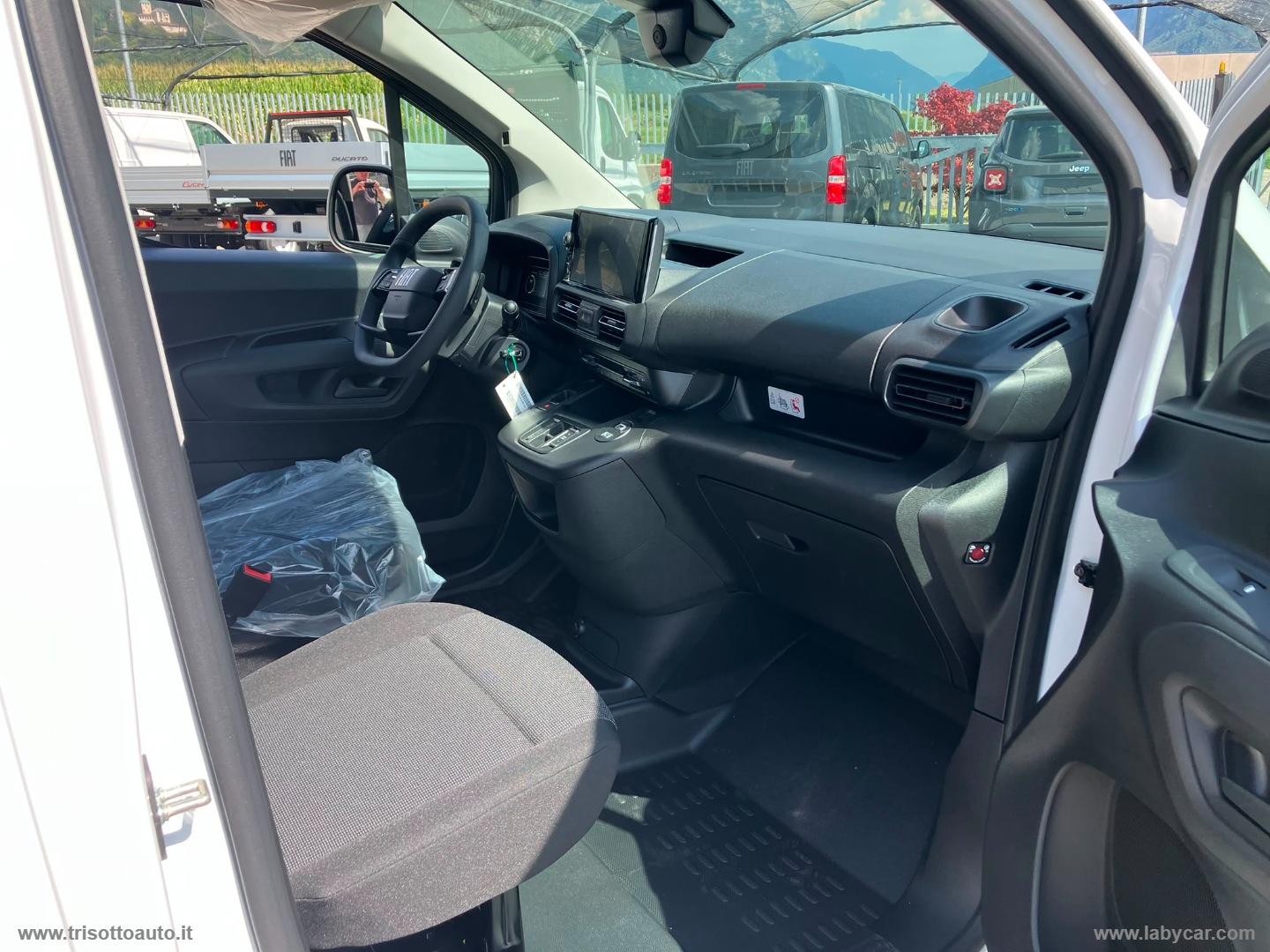 DOBLO Cargo L2 1.5 BlueHdi 130CV Crew Cab AT8 DOPPIA CABINA - immagine 9