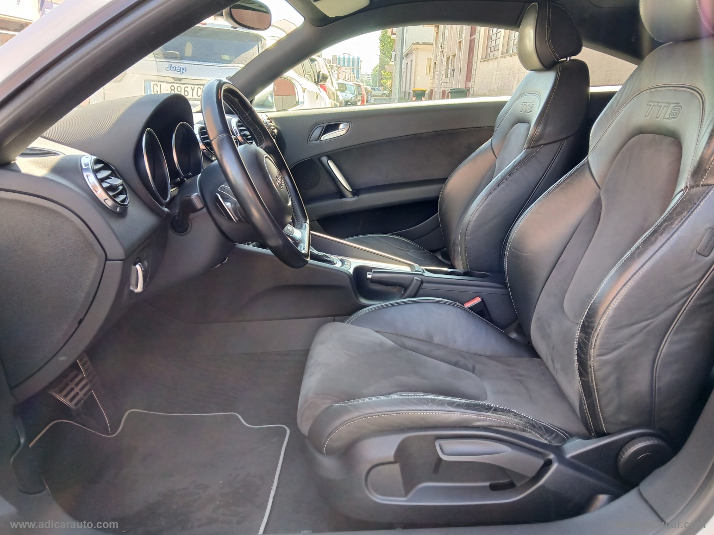 TTS Coupé 2.0 272 CV TFSI quattro S tronic - immagine 9