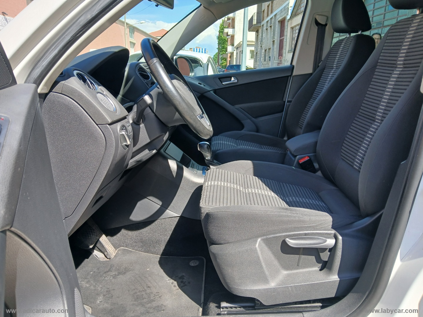 Tiguan 2.0 TDI 140 4MOT. DSG Sport&Style - immagine 9