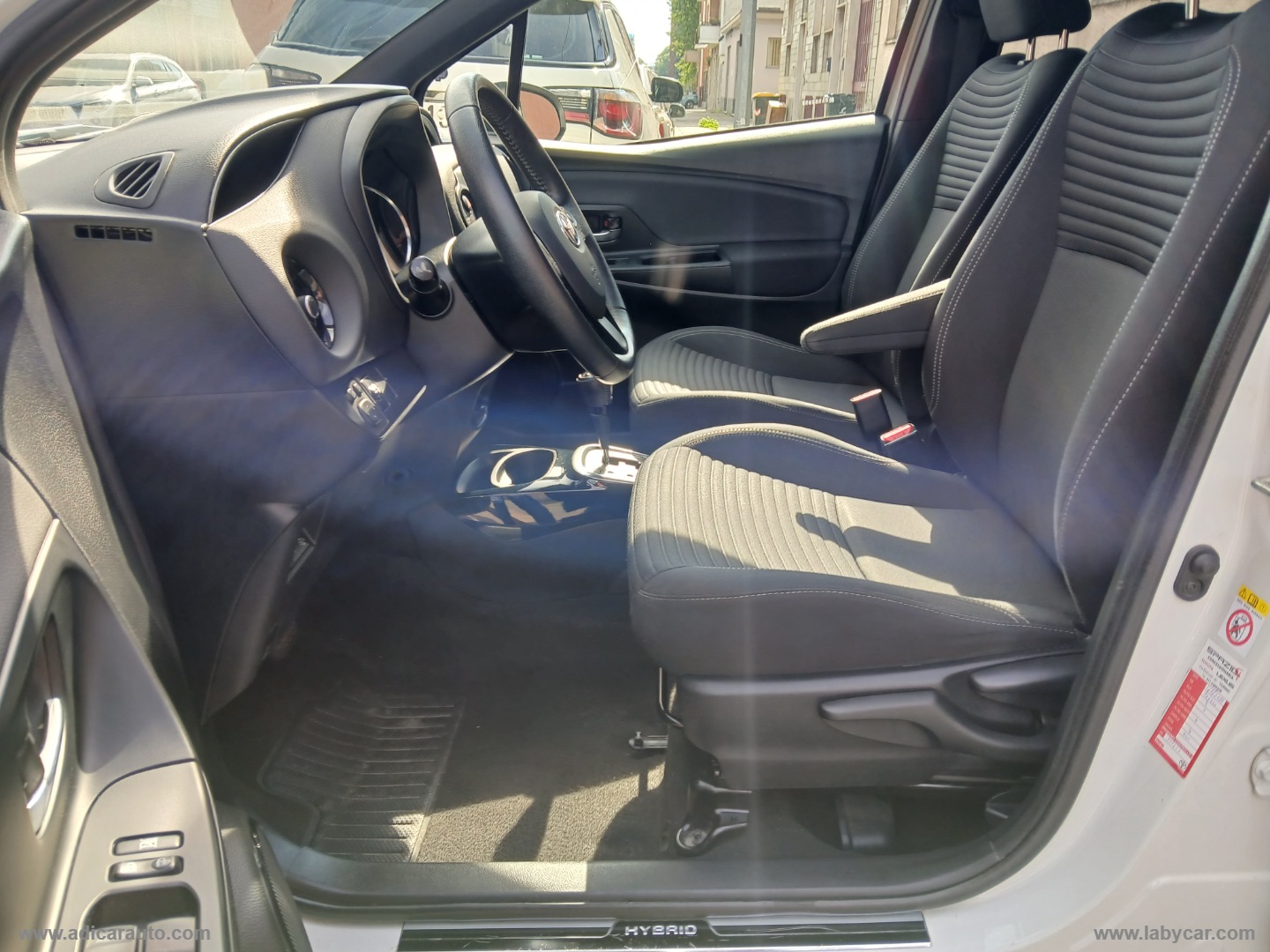 Yaris 1.5 Hybrid 5p. Trend White Ed. - immagine 9