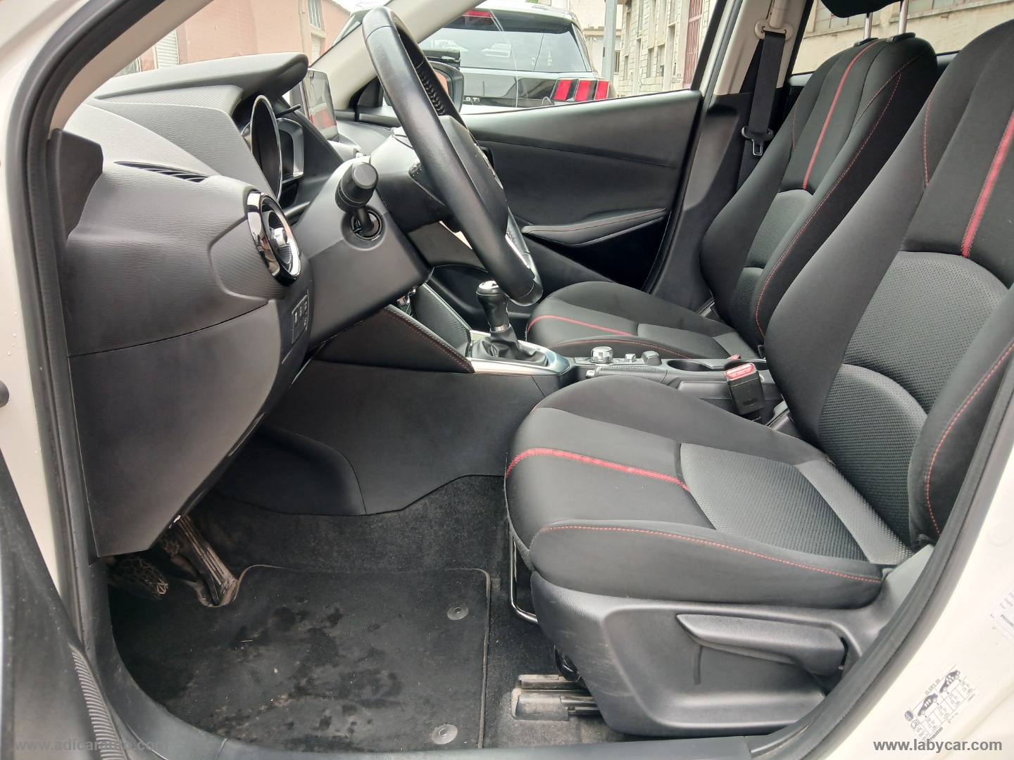 Mazda2 1.5 105 CV Skyactiv-D Exceed - immagine 9