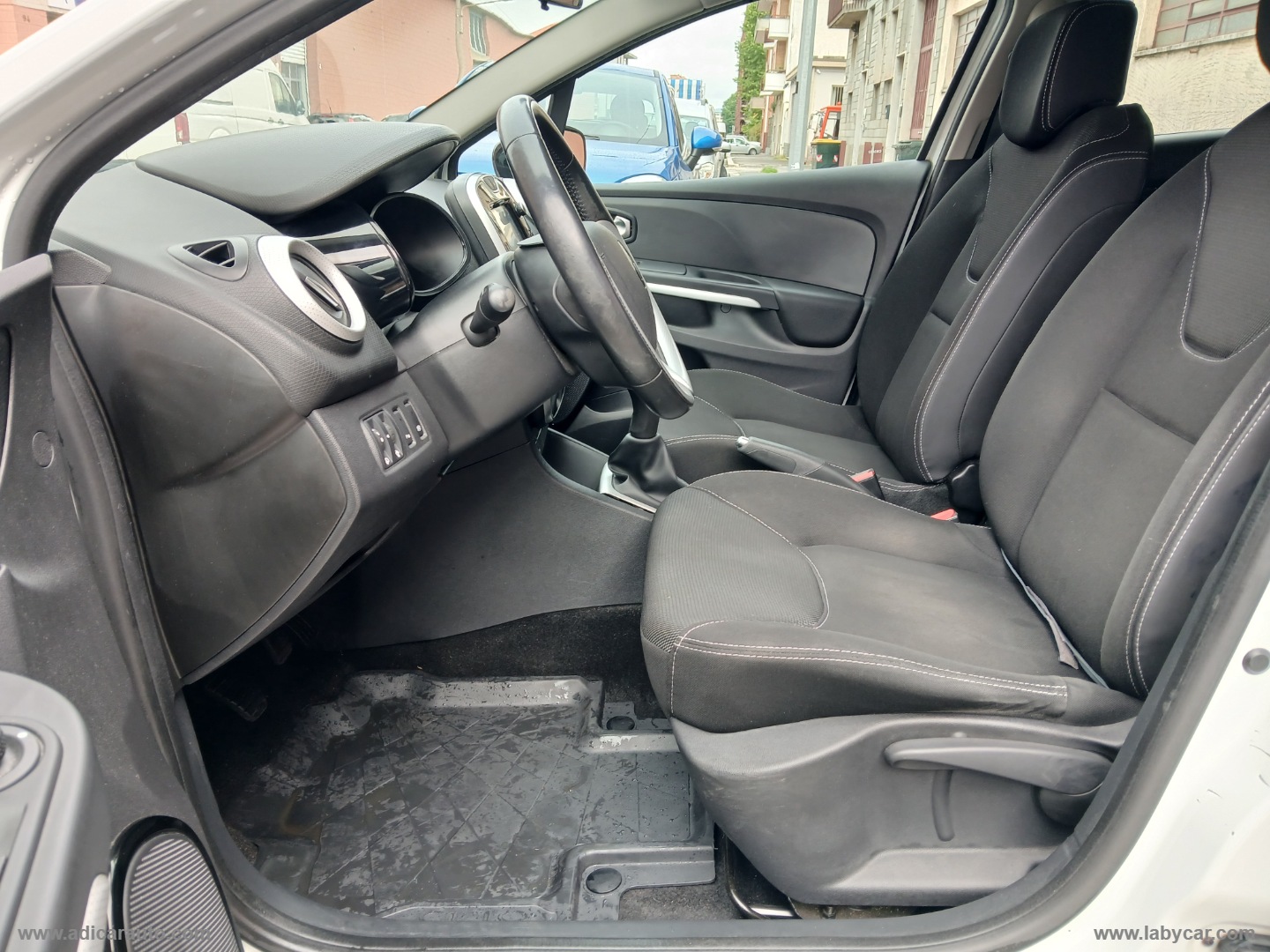 Clio Sporter 1.5 dCi 8V 90 CV S&S Duel - immagine 9