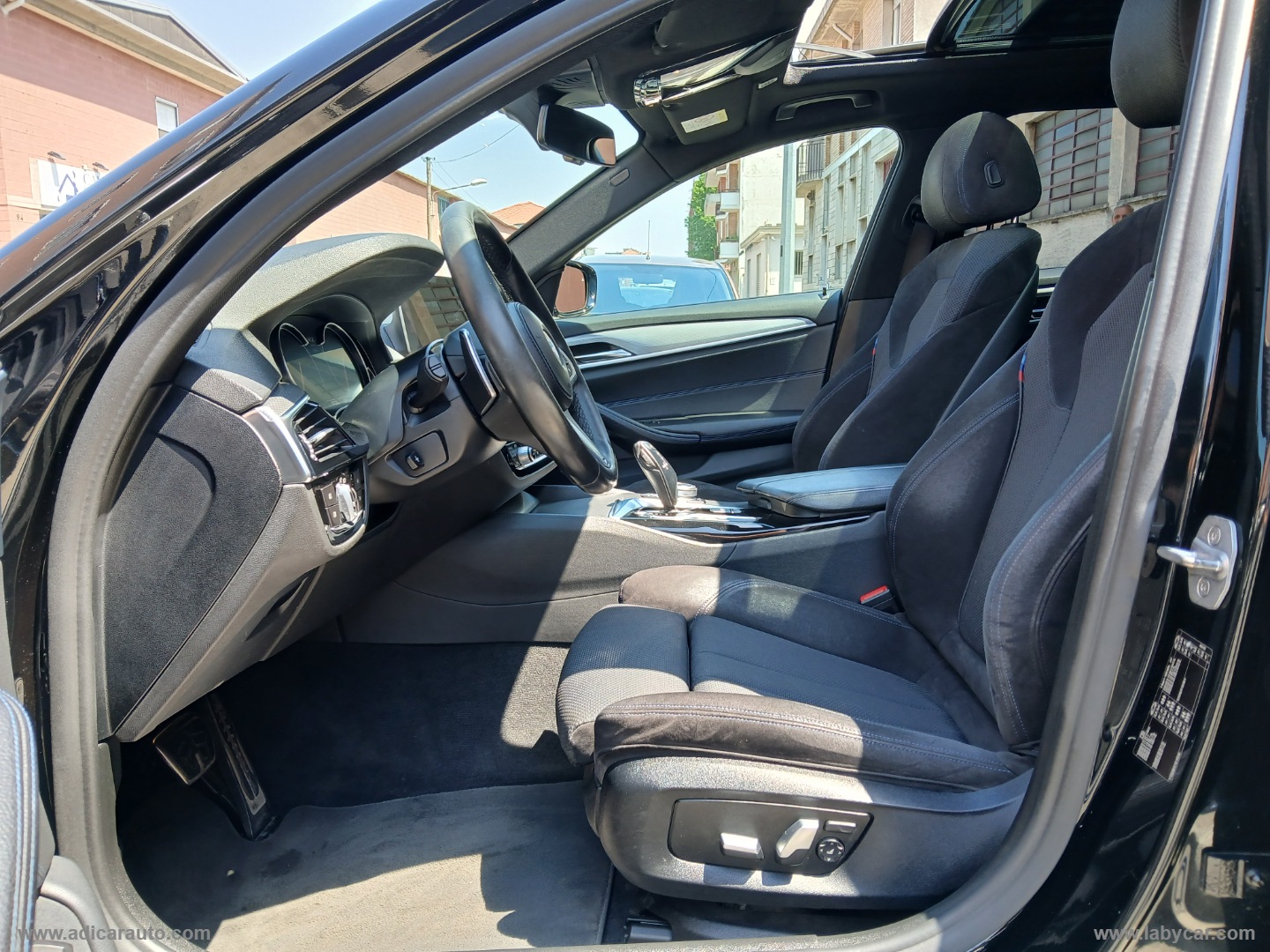 525d Touring Msport - immagine 9