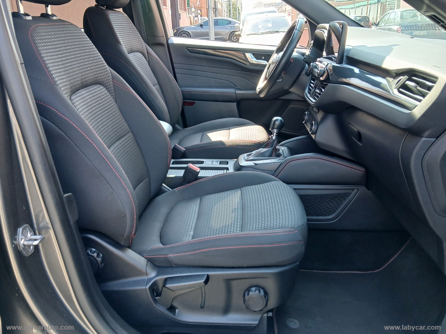 Kuga 1.5 EcoBlue 120 CV 2WD ST-Line - immagine 9