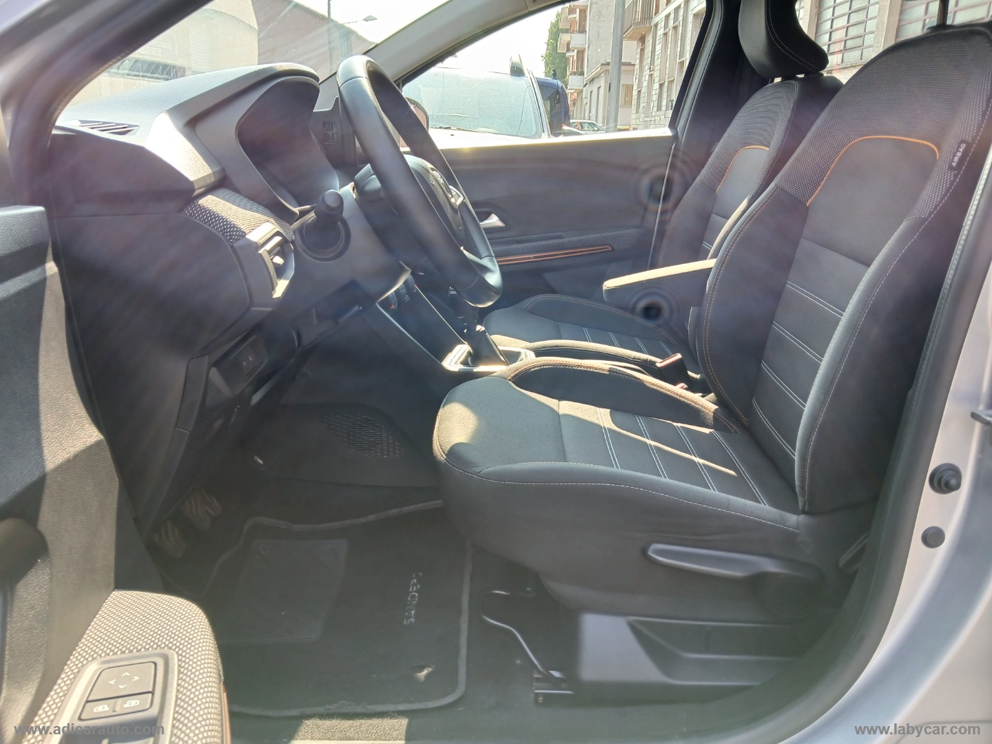 Sandero Stepway 1.0 TCe ECO-G Comfort - immagine 9