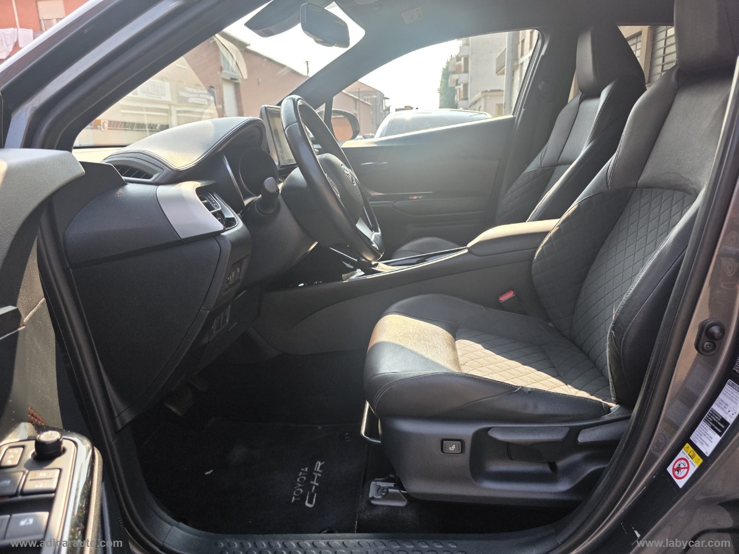 C-HR 1.2 Turbo CVT 4WD Lounge - immagine 9