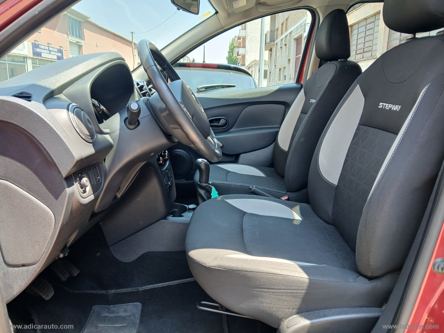Sandero Stepway 900 TCe 12V 90 CV - immagine 9