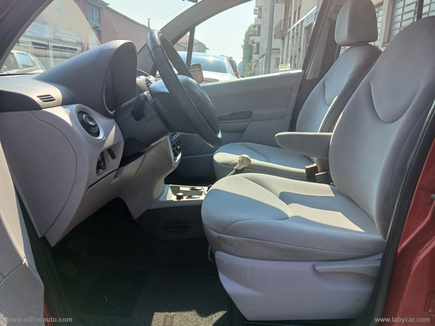C3 1.1 60 CV - immagine 9
