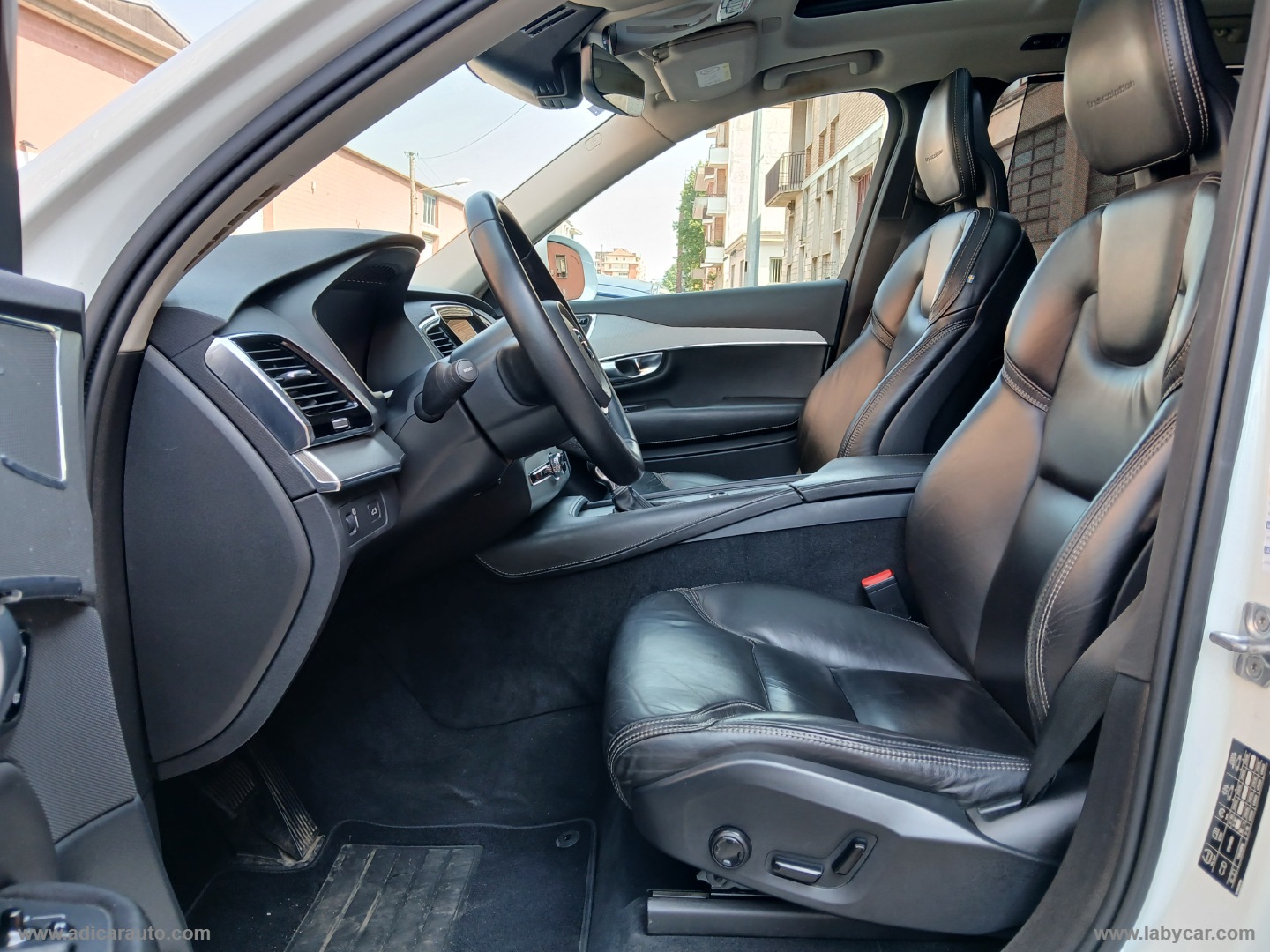XC90 D5 AWD Geartr. 7 posti Inscription - immagine 9