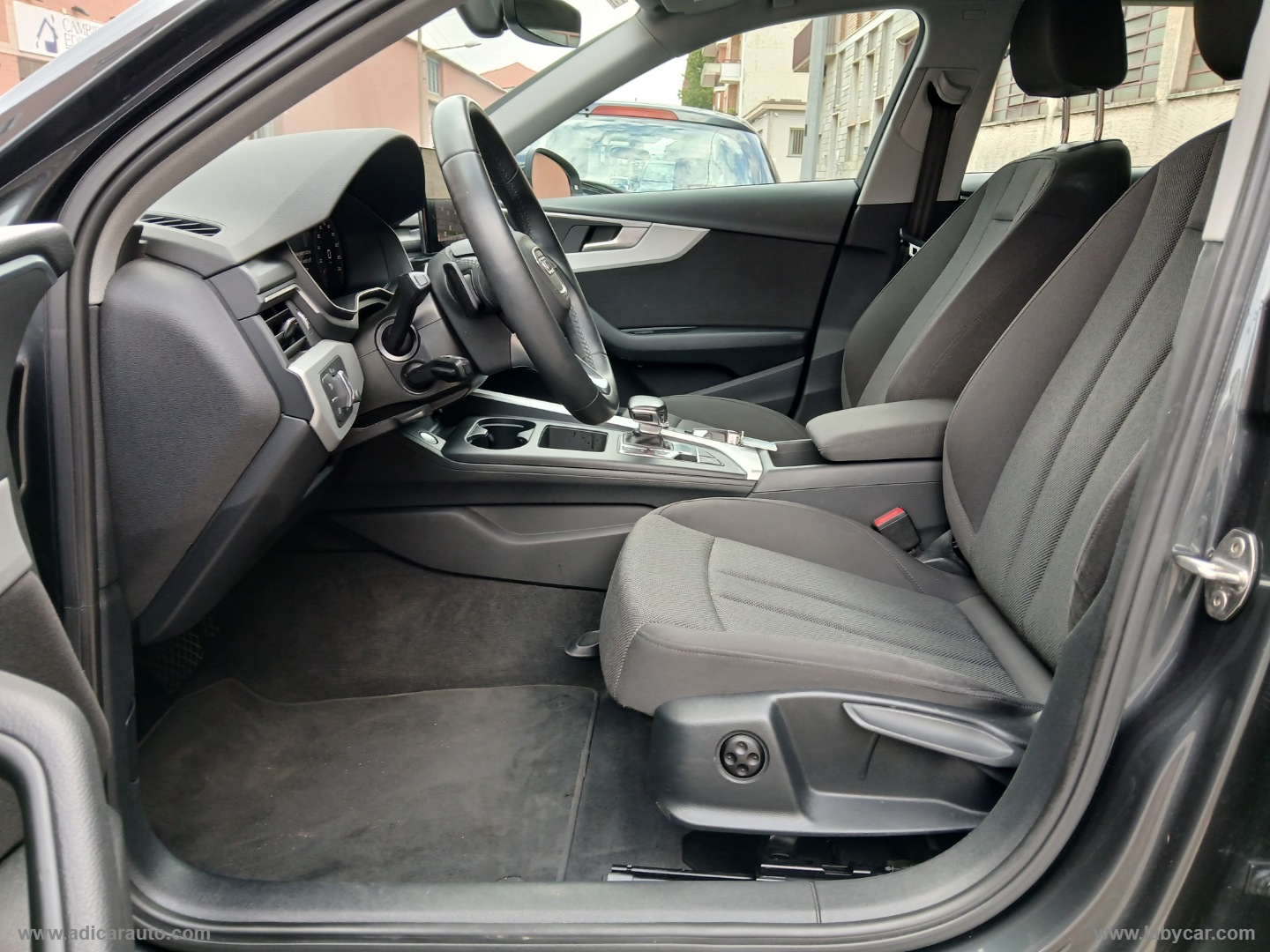 A4 Avant 30 TDI/136CV S tr. Business Adv - immagine 9