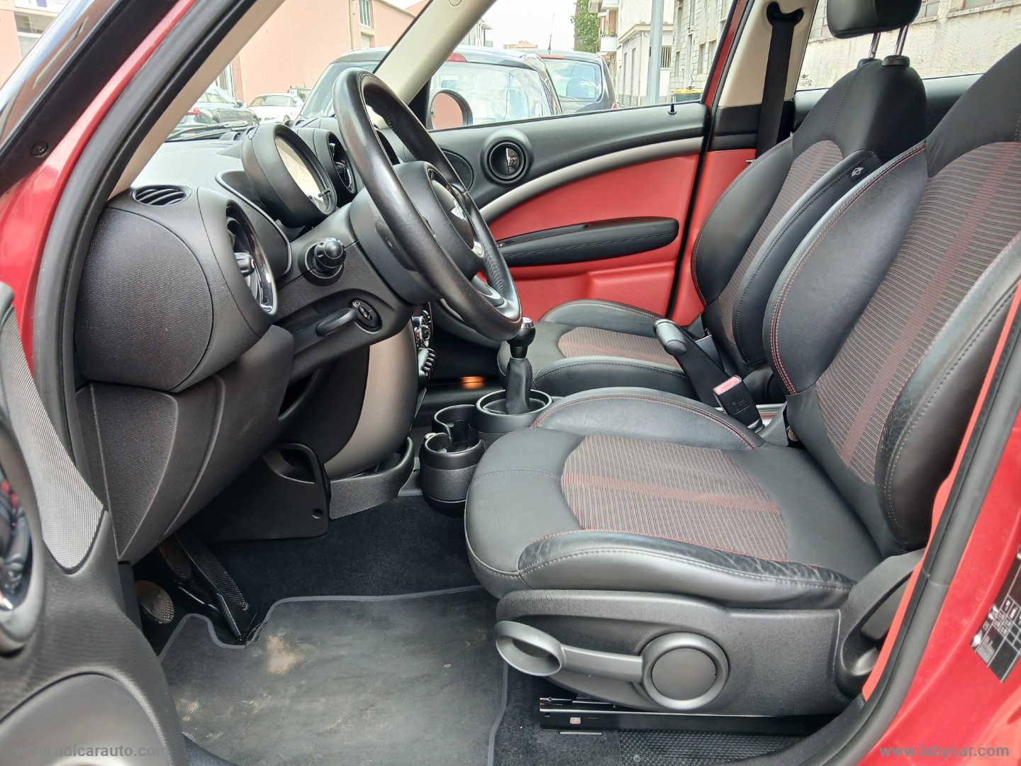 Mini Cooper Countryman 1.6 122CV - immagine 9