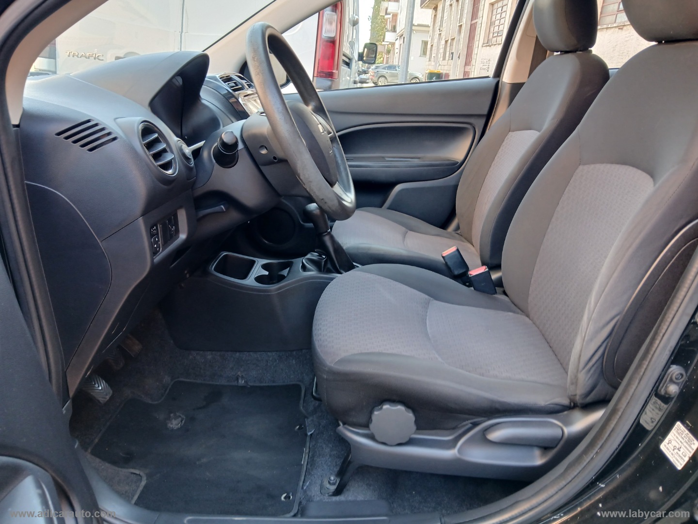 Space Star 1.0 71 CV GPL - immagine 9