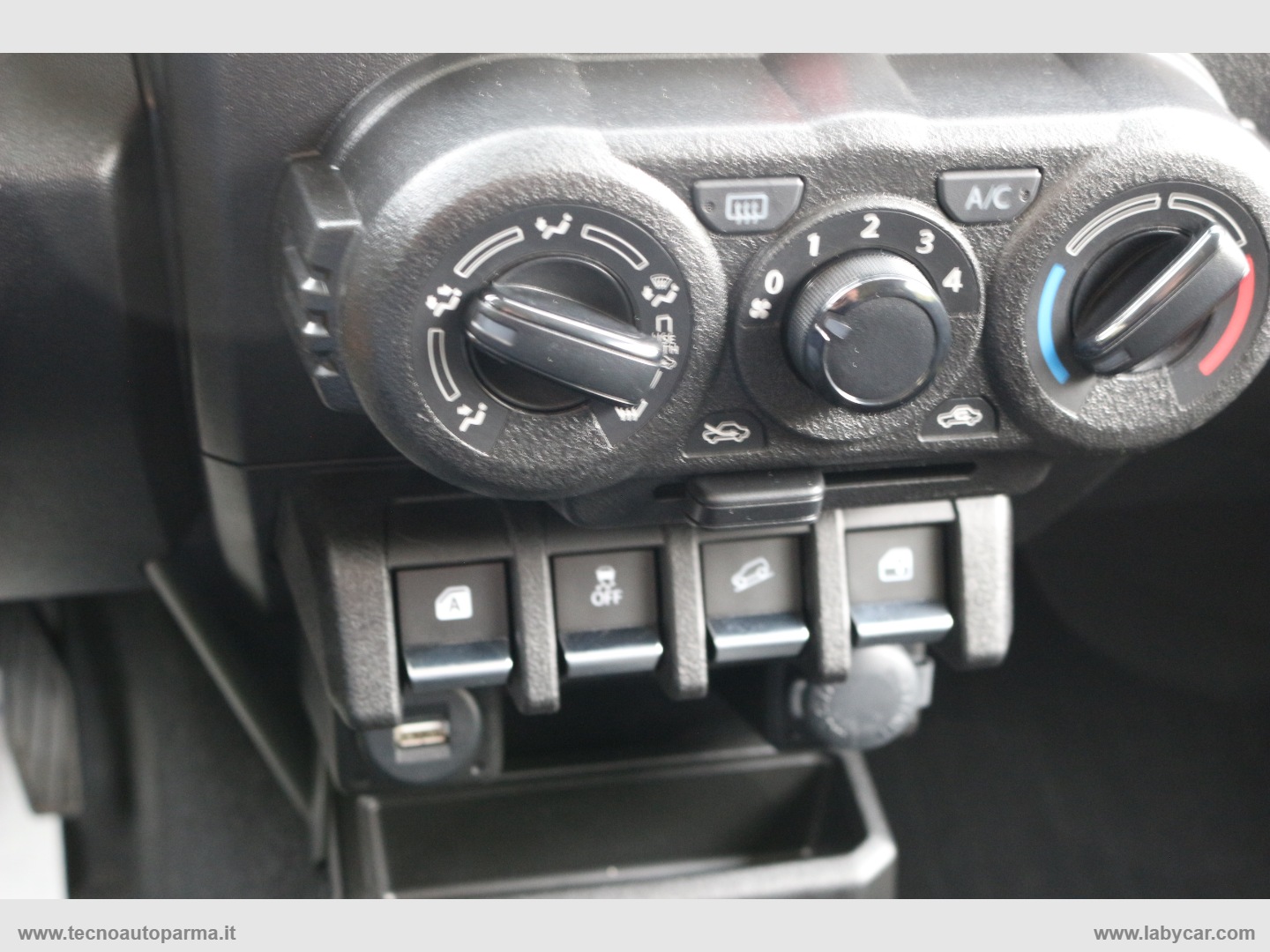 Jimny 1.5 5MT PRO - immagine 9