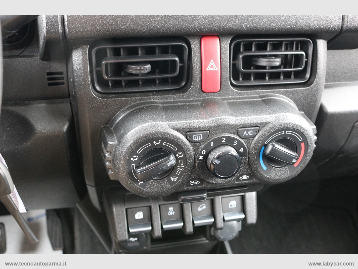 Jimny 1.5 5MT PRO - immagine 9