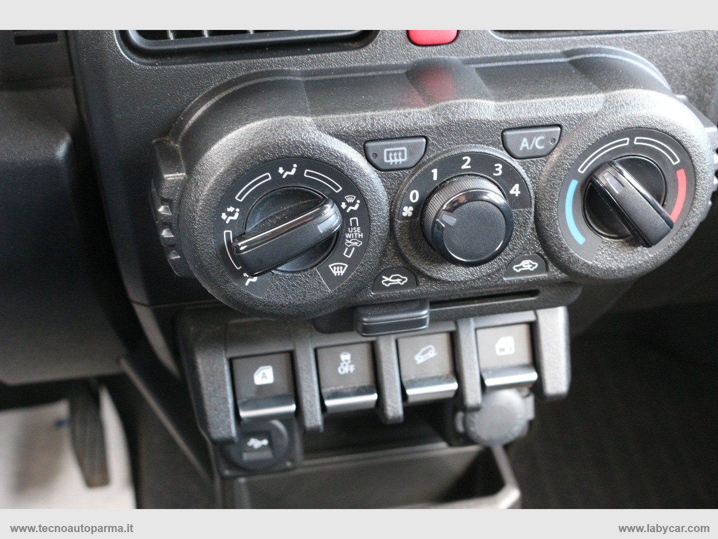 Jimny 1.5 5MT PRO - immagine 9