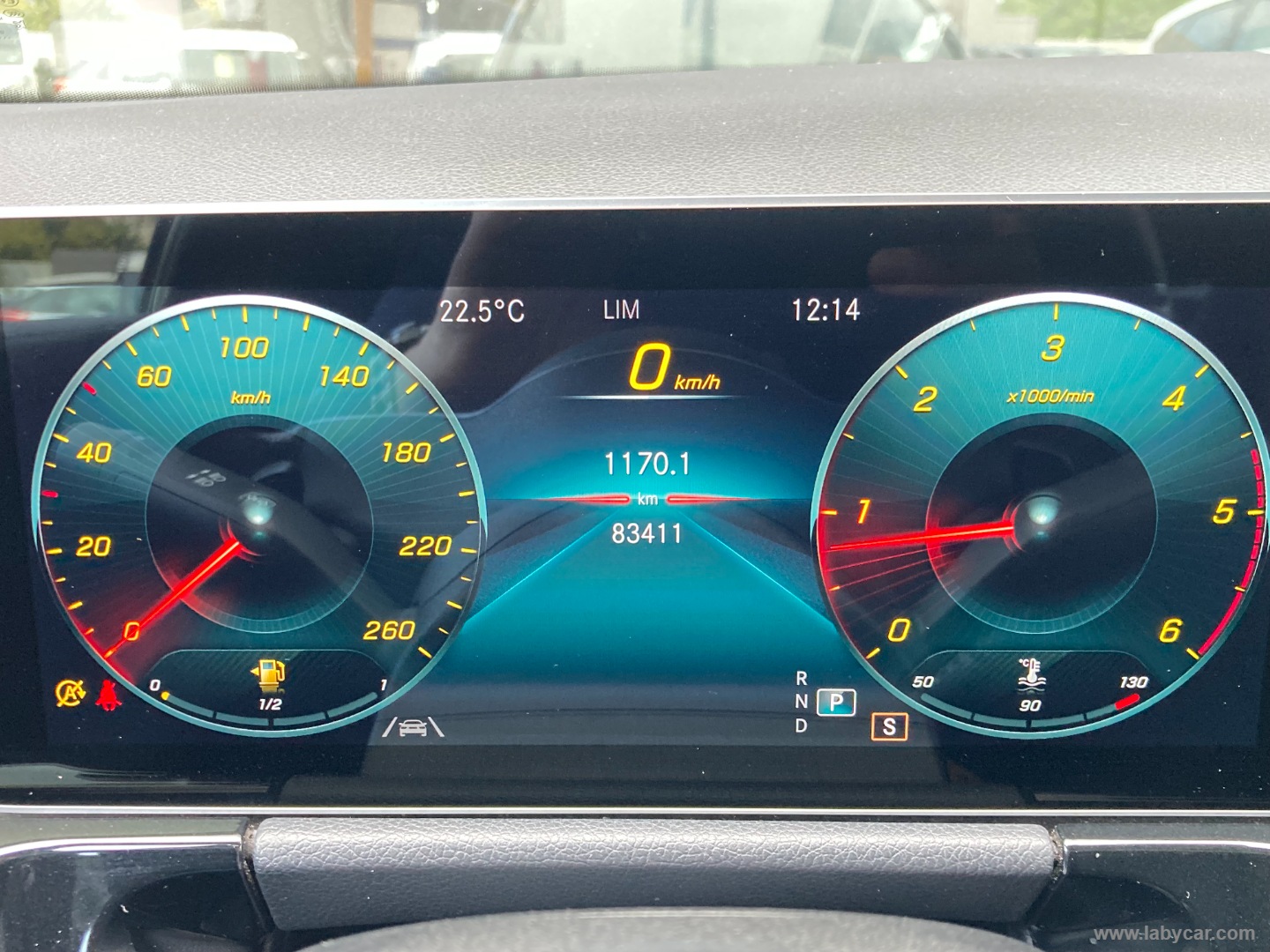 GLA 200 d Automatic Sport TETTO PAN. + FULL PELLE - immagine 9