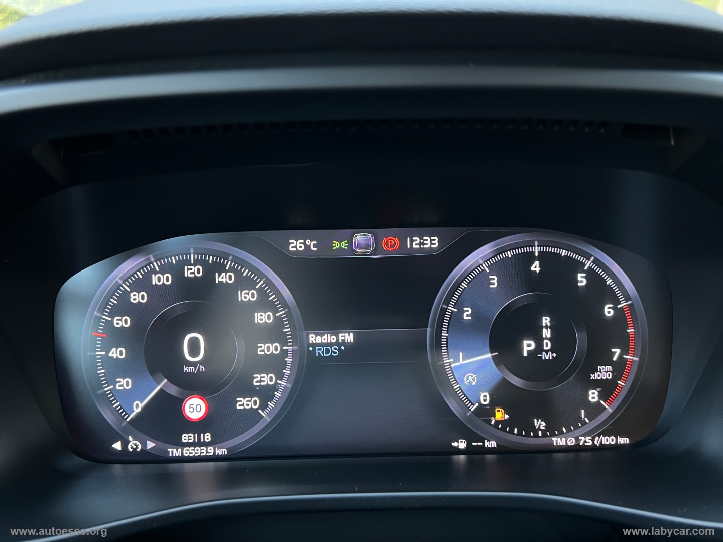 XC40 T2 automatico Essential - immagine 9