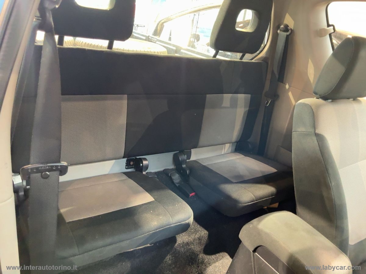 L200 2.5 DI-D/136CV Club Cab Invite - immagine 9