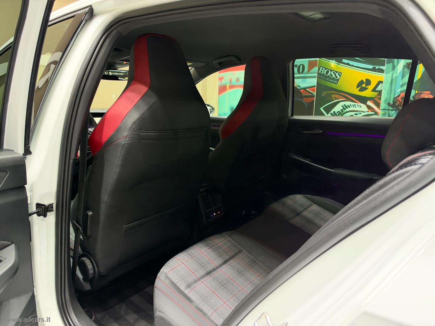 Golf GTI 2.0 TSI DSG *IQ LIGHT*PACK LUCI AMBIENTE* - immagine 9