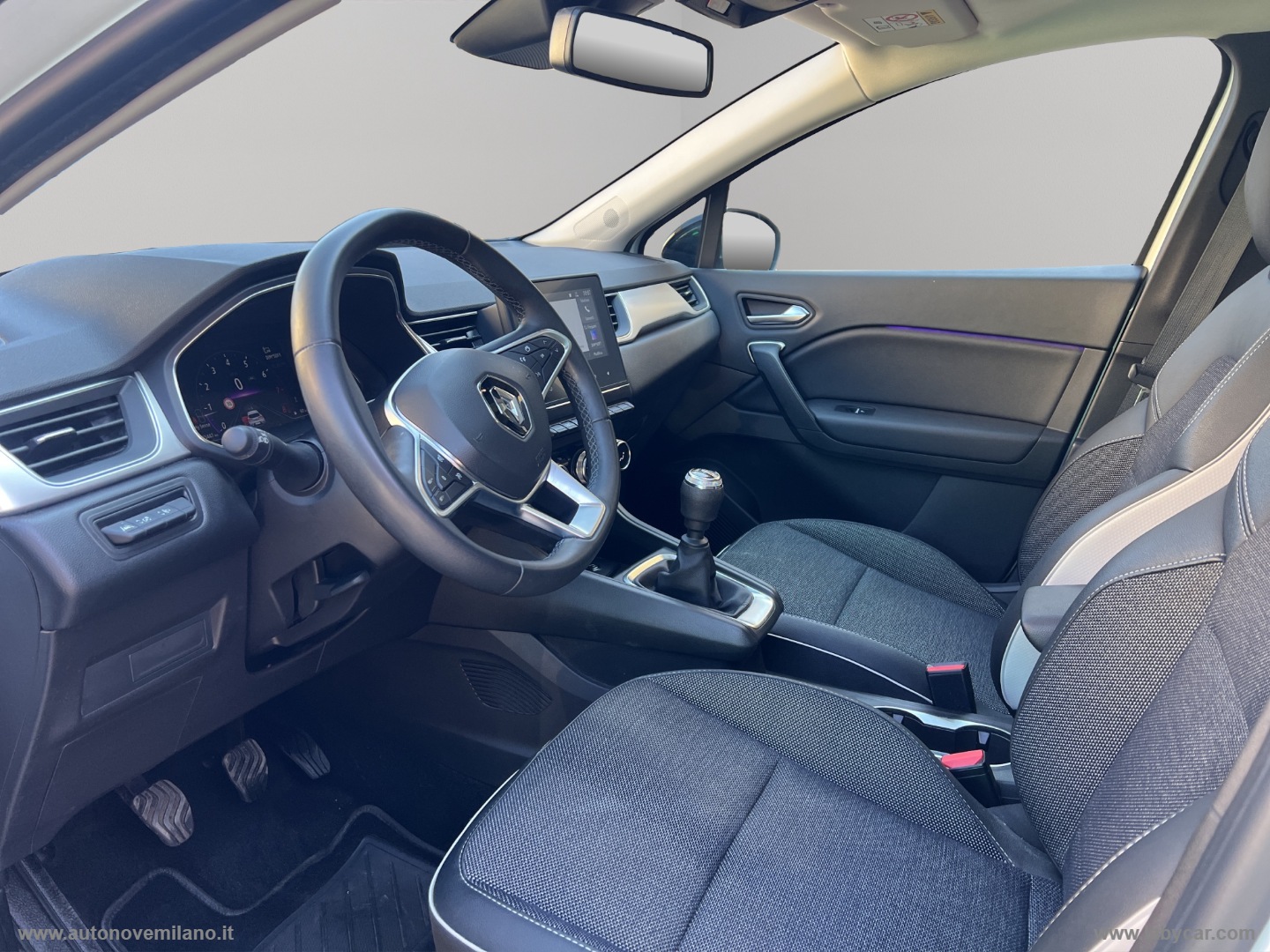 Captur TCe 140 CV Techno TETTO APRIBILE PREZZO REALE SENZA VINCOLI FINANZIARI - immagine 9