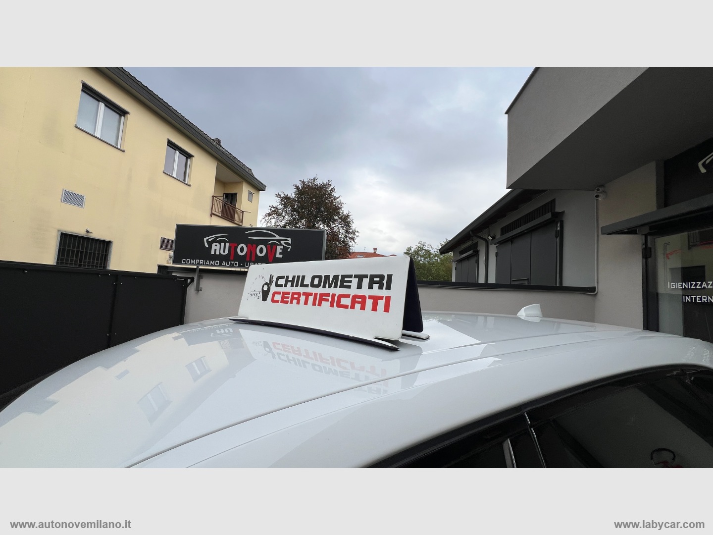 F-Pace 2.0 D 180 CV R-Sport FOTO REALE E PREZZO REALE - immagine 9