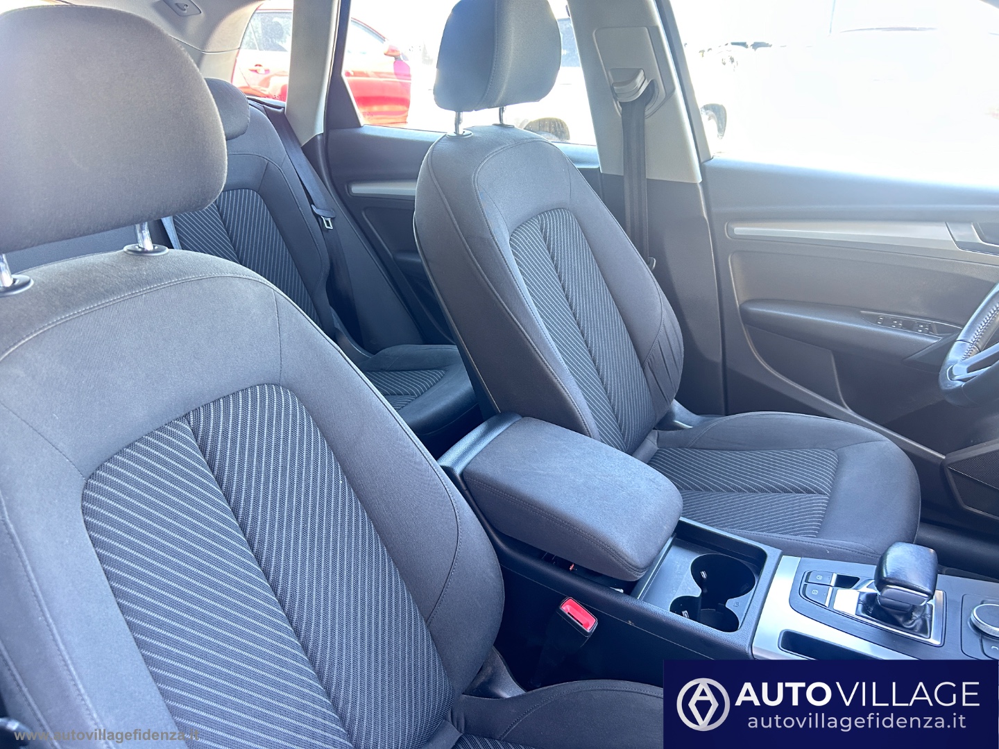 Q5 2.0 TDI 190CV quattro S tr. Business - immagine 9