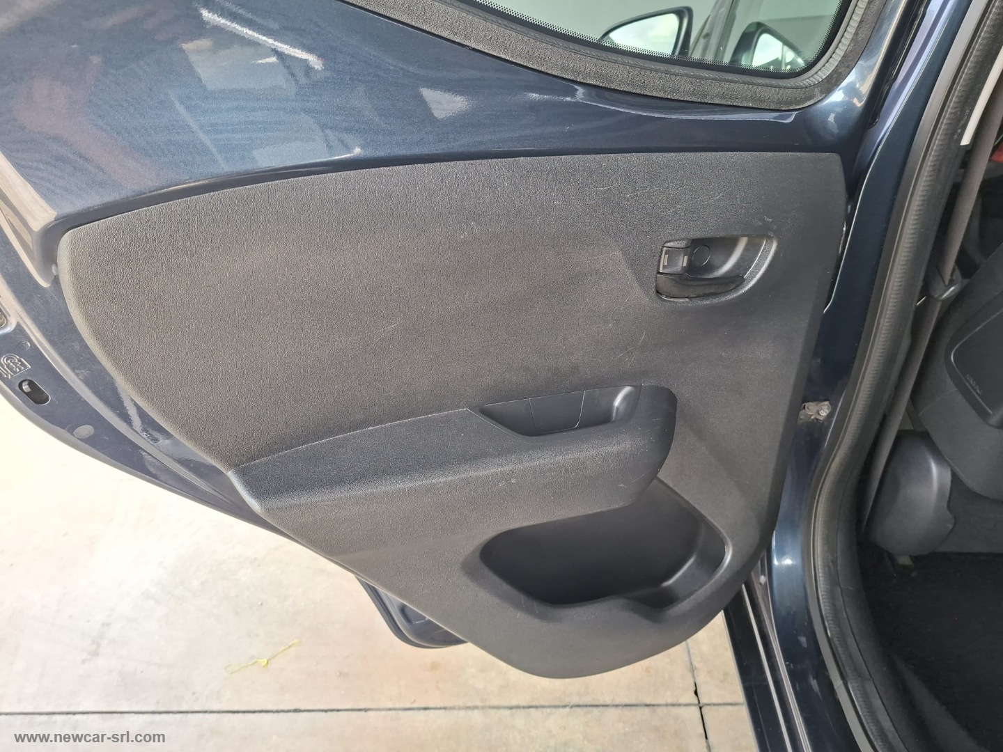 Aygo 1.0 VVT-i 69 CV 5p. x-wave - immagine 9