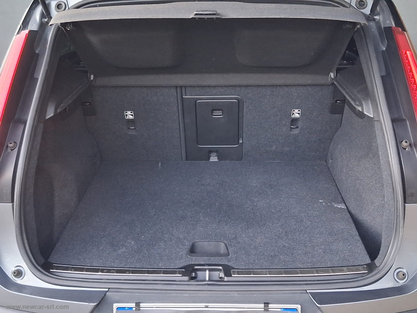 XC40 D3 Geartronic R-design - immagine 9