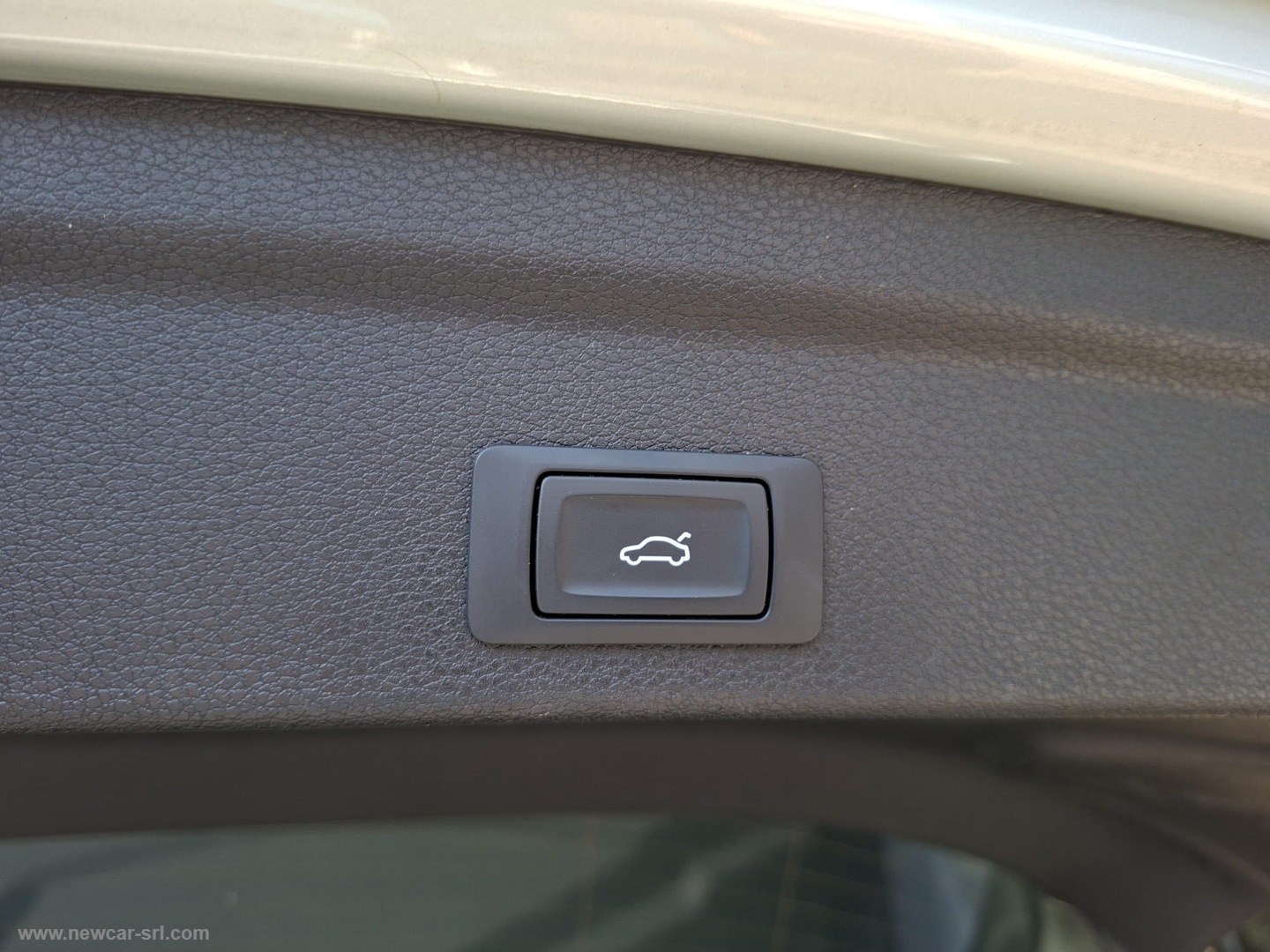 Q3 SPB 35 TDI S tronic Business Plus - immagine 9
