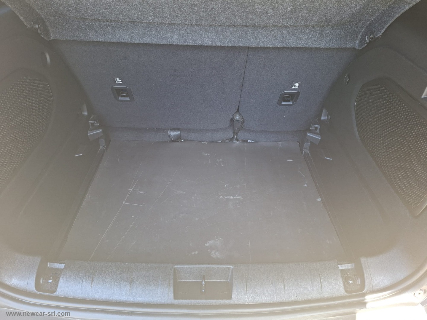 Renegade 1.6 Mjt 130CV Longitude - immagine 9