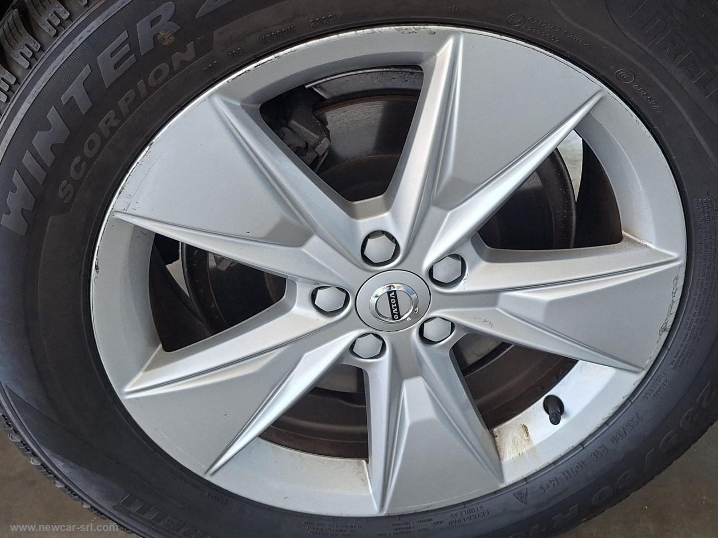 XC60 B4 automatico Essential - immagine 9