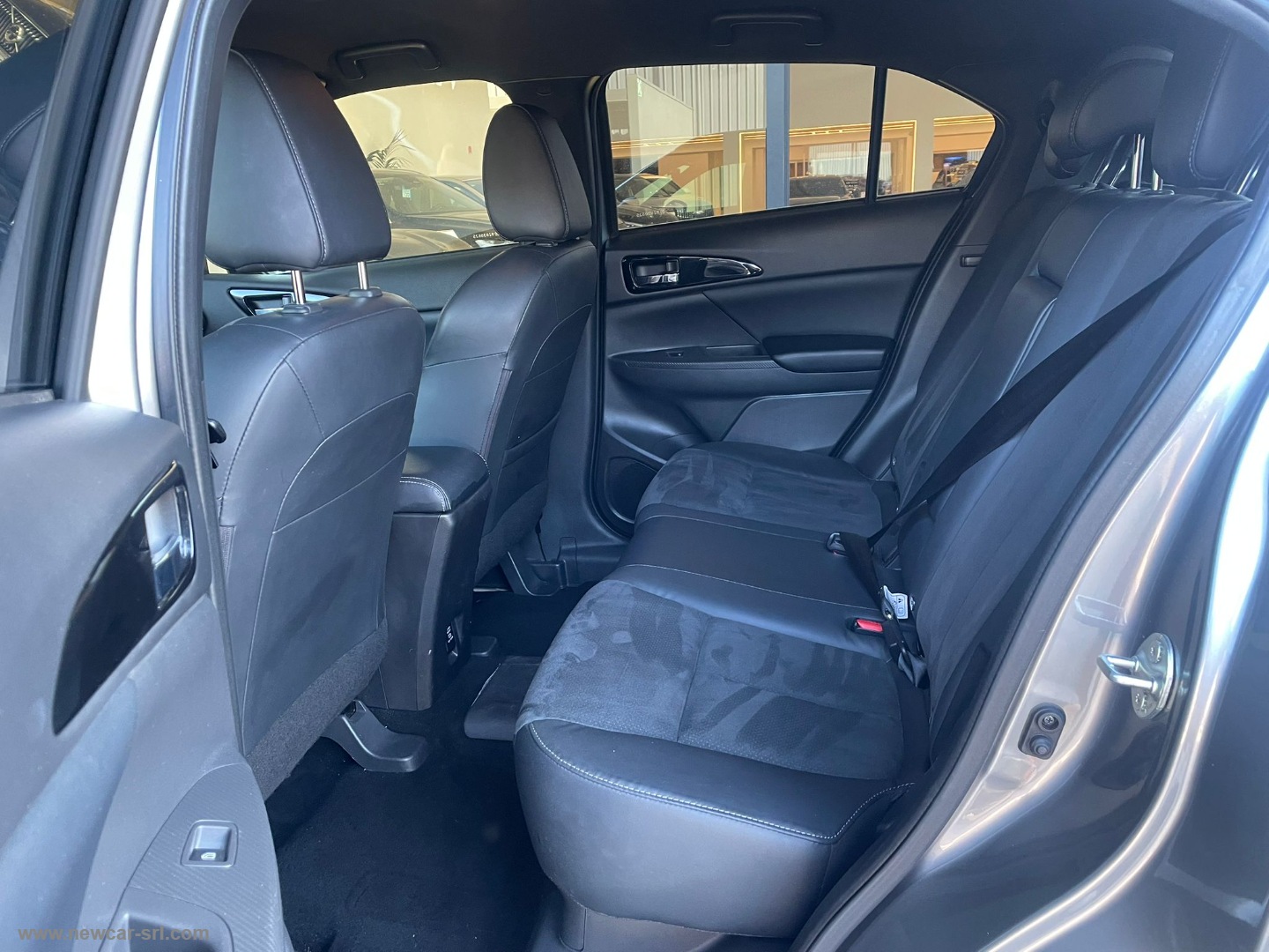 Eclipse Cross 2.4 4WD PHEV Instyle SDA - immagine 9