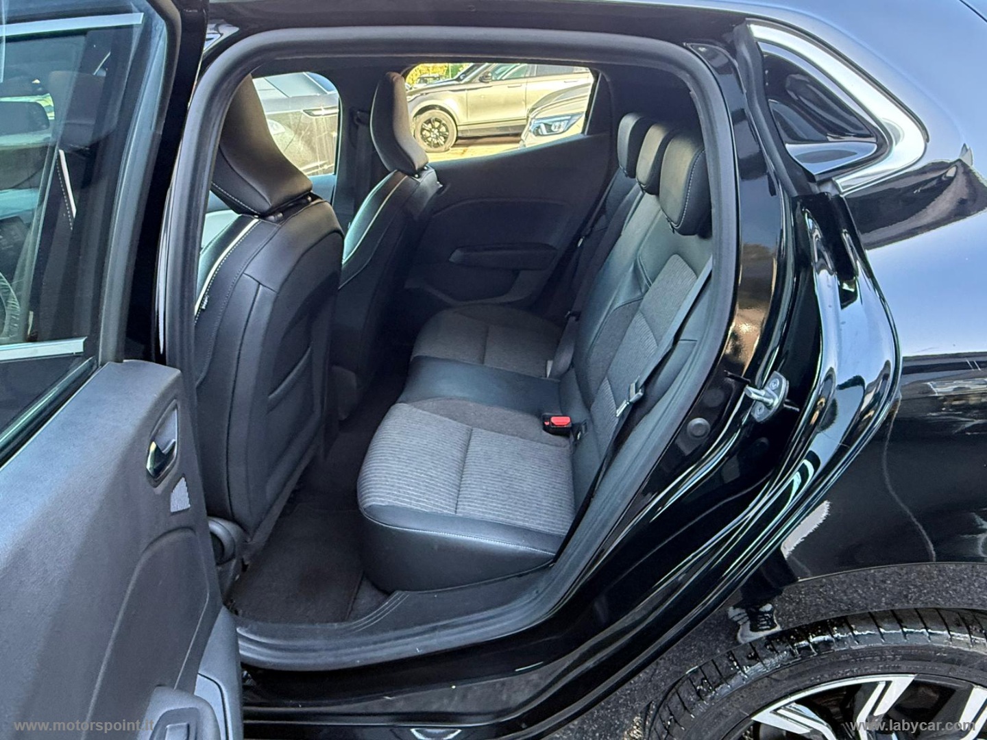 Clio TCe 100 CV GPL Techno - immagine 9