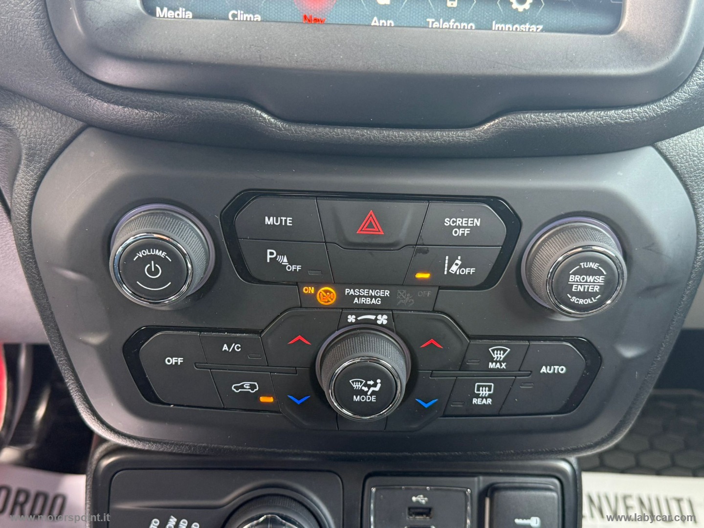 Renegade 4WD Active Drive Low S FULL LED - immagine 9