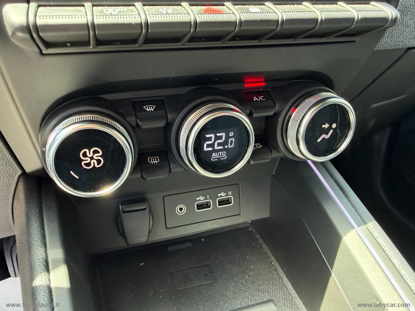 Clio TCe 90 CV Techno - immagine 9